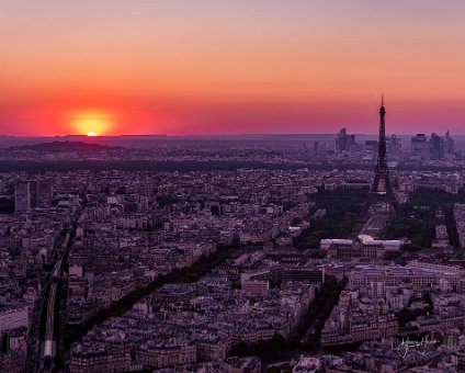 [2022-08-09] Paris im Sommer [2022-08-09] Paris im Sommer am 10.08.2022 21:15:08 Tour Maine Montparnasse Paris Frankreich